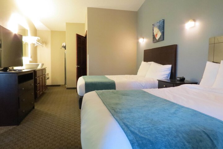 Edgewater Hotel