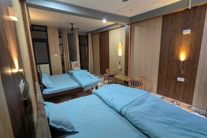 Room 26 of 49