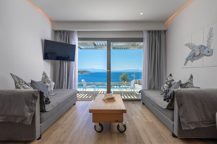 Room 76 of 260