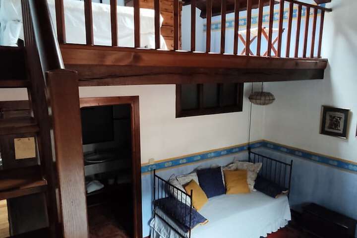 Room 12 of 29