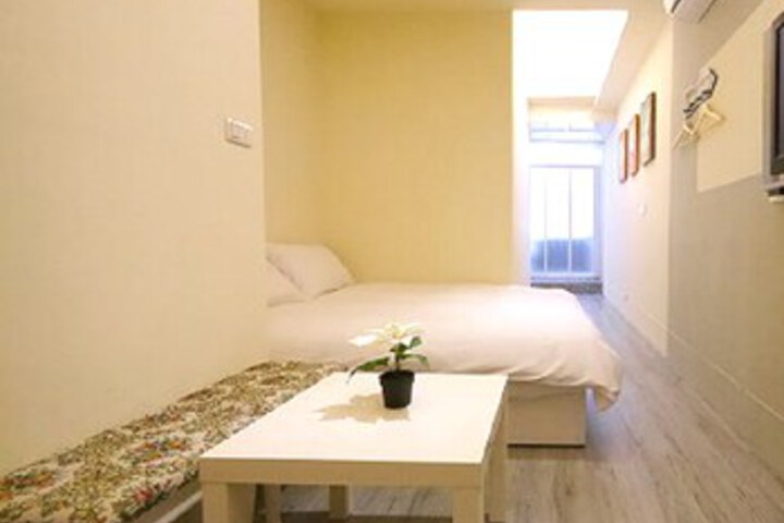 Room 38 of 44