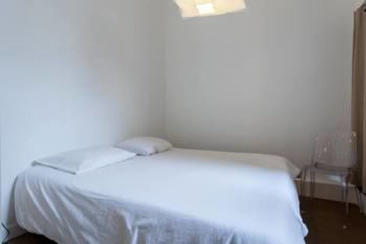 Room 8 of 26