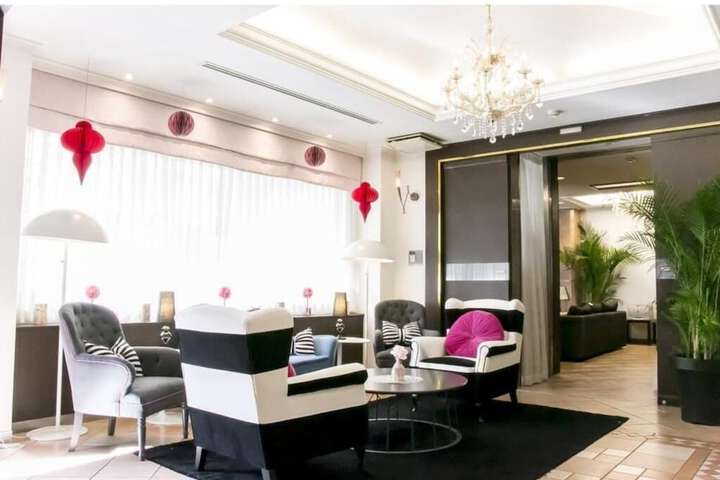 Hotel Lobby
