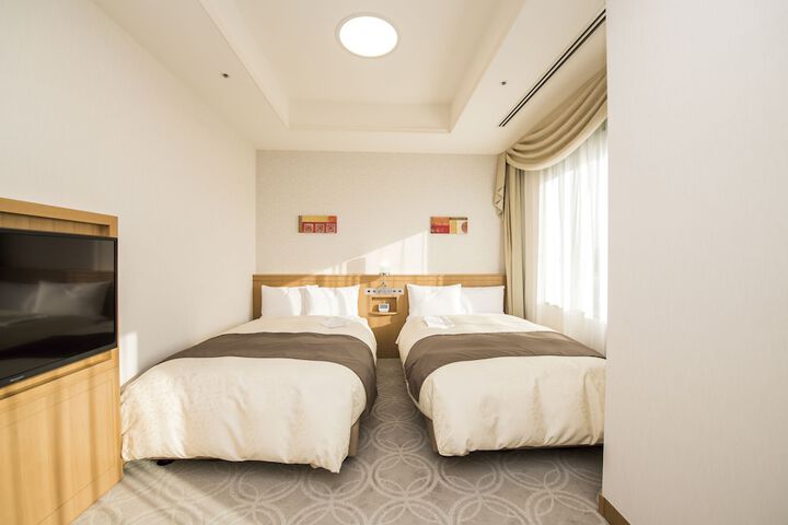 Room 13 of 62