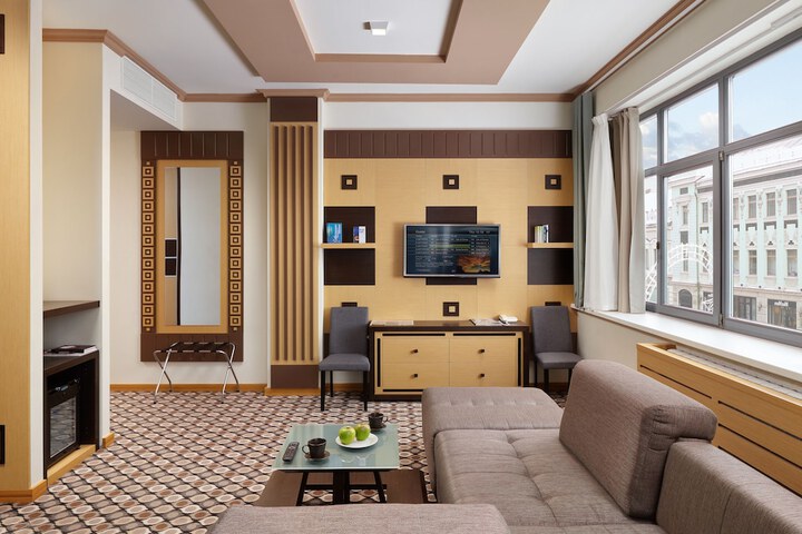 Room 17 of 57