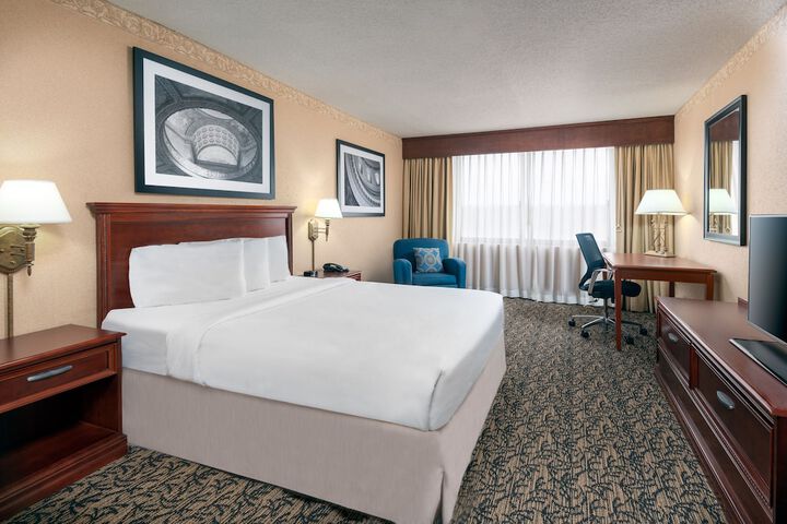Room 11 of 29