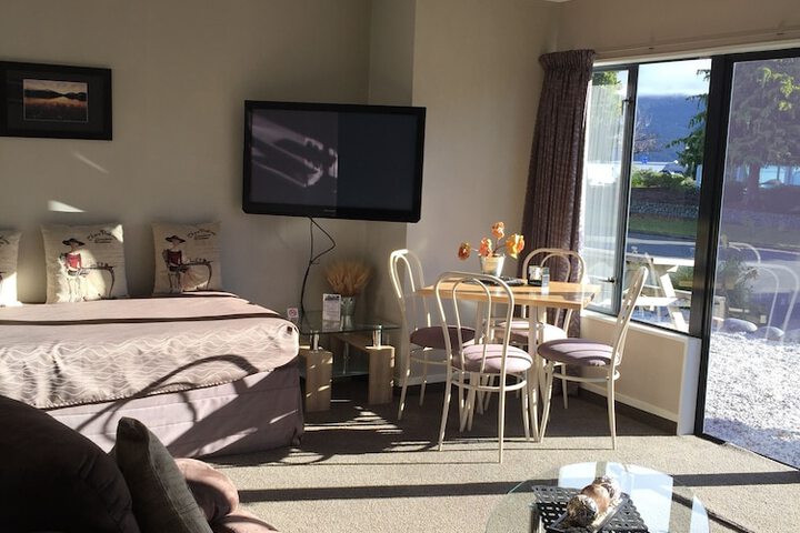 Room 21 of 40