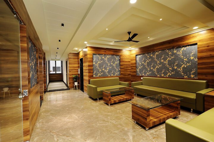 Hotel Interior 6 of 34