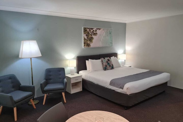 Room 8 of 26