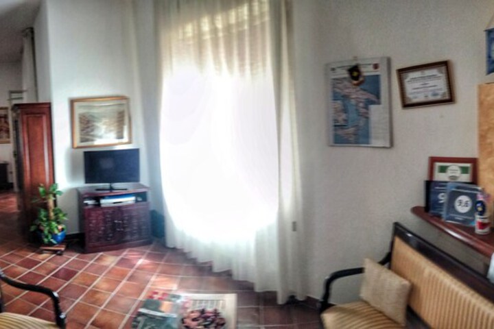 Hotel 3 of 65