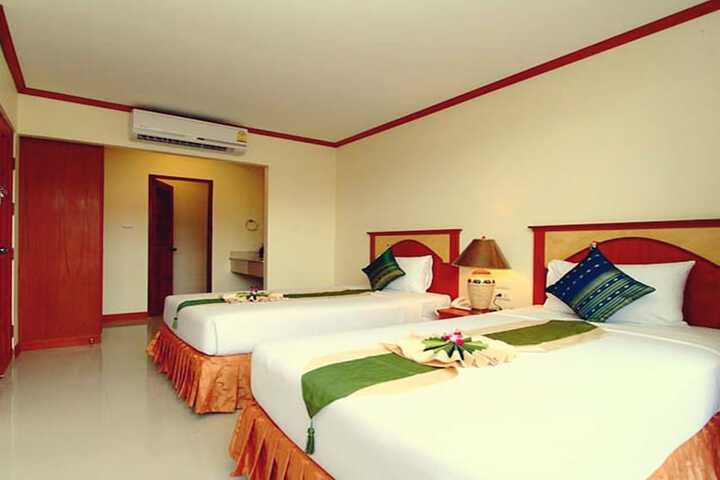 Room 17 of 65
