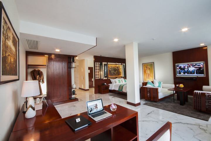 Room 4 of 89