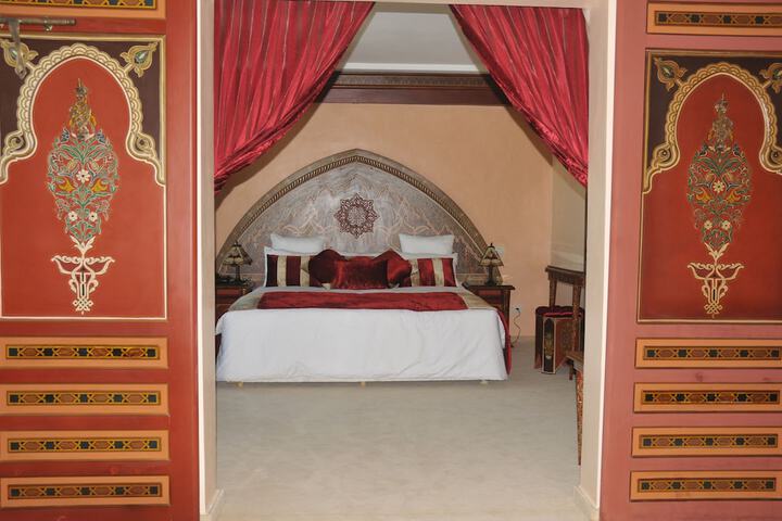 Room 9 of 23