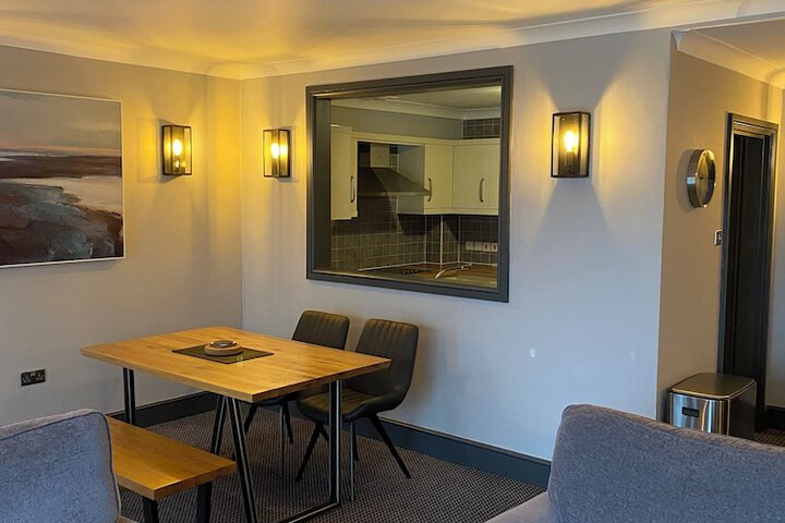 Room 56 of 184