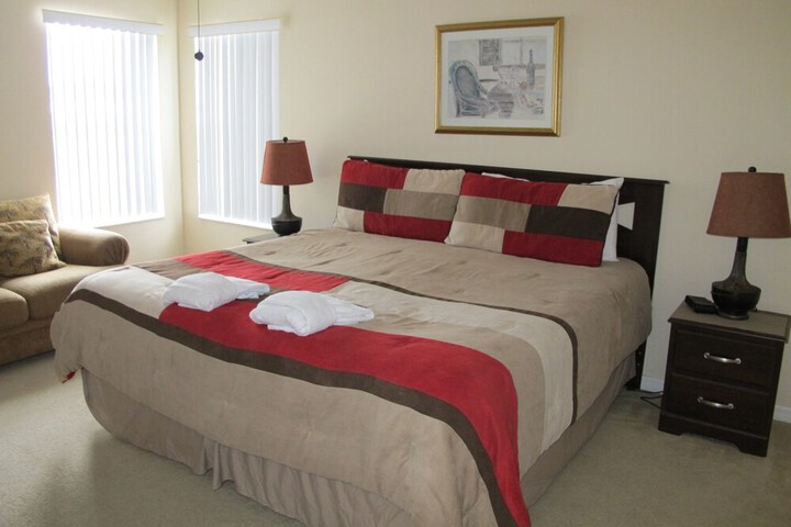 Room 16 of 47