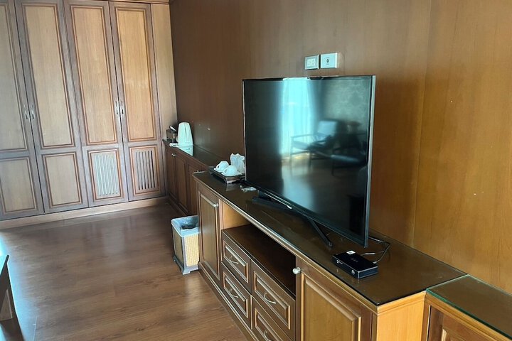 Room 37 of 112