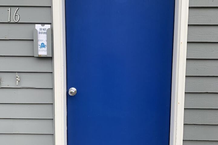 Room 48 of 150