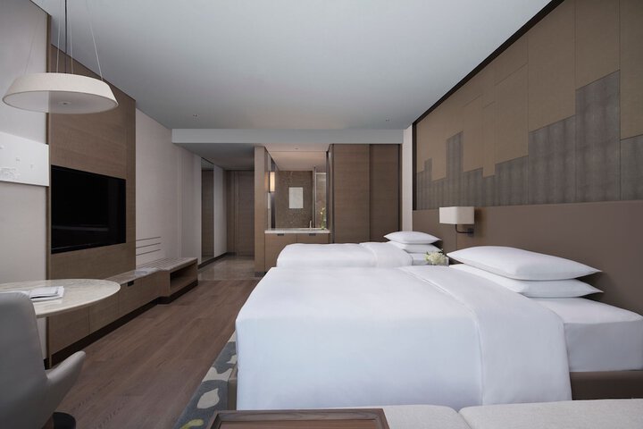 Room 5 of 46