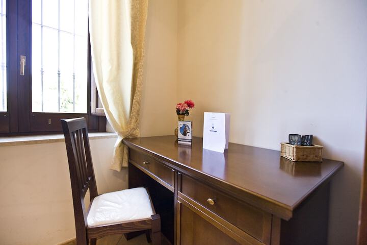 Room 29 of 85