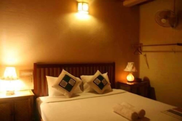 Room 20 of 53