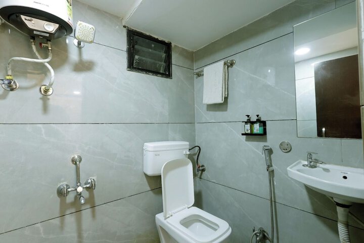 Room 26 of 26