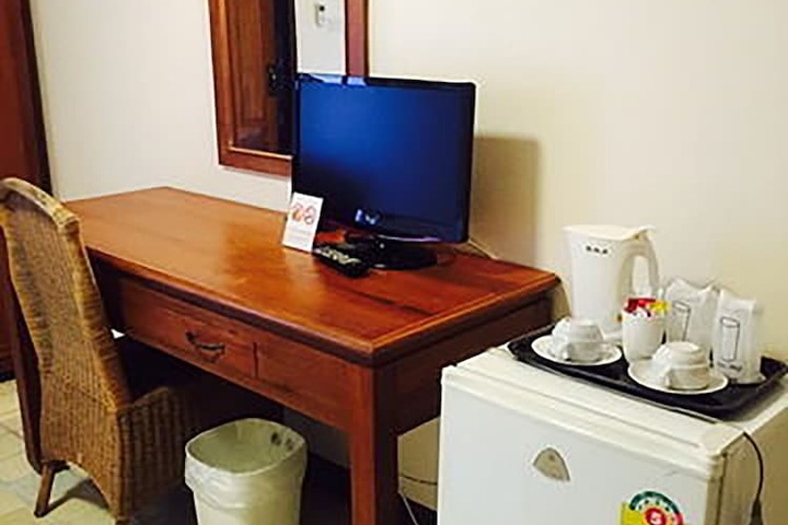 Room 7 of 38