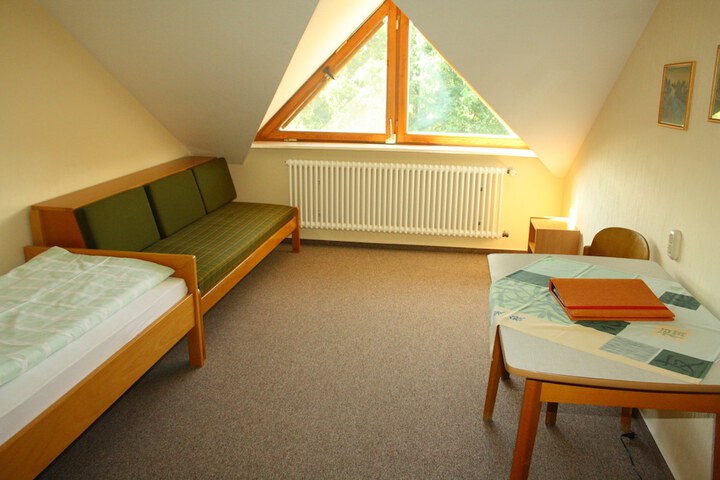Room 12 of 53