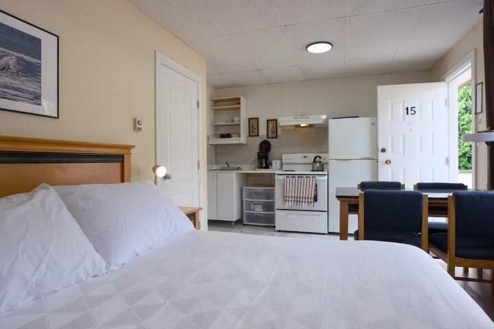 Room 6 of 45