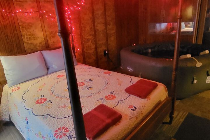 Hotel Interior 76 of 118