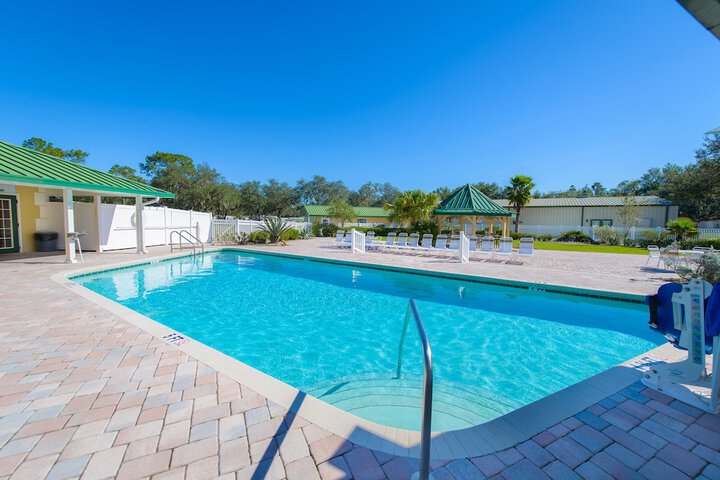 Pool 20 of 41