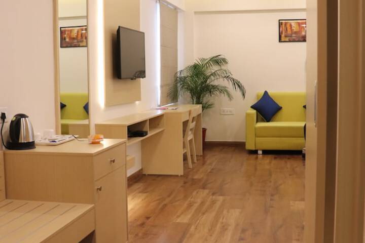 Room 9 of 54
