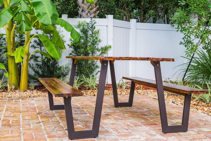 Hotel Exterior 173 of 176