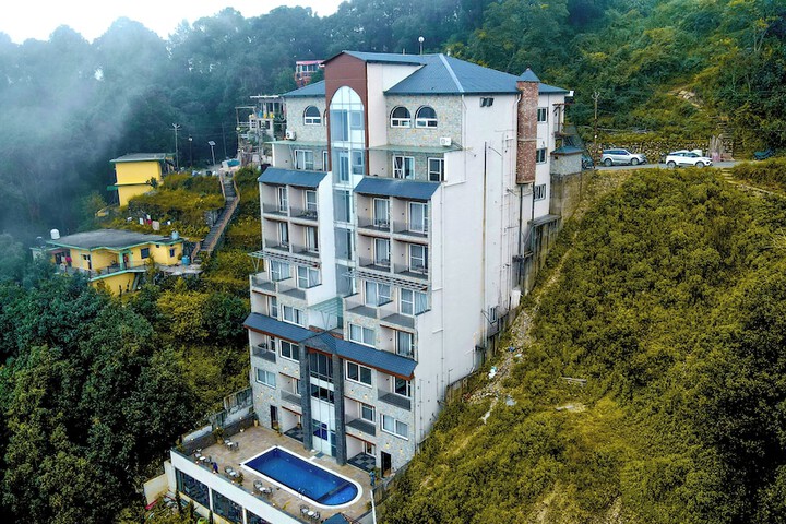 Q Nest Hotel Cloud End Lansdowne