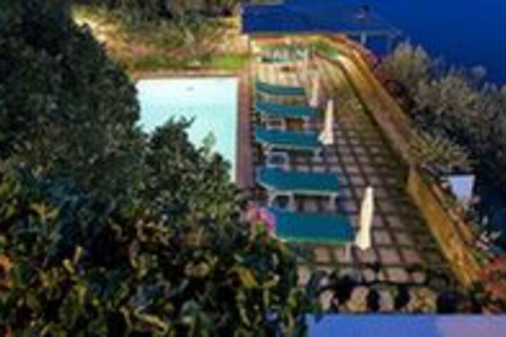 Hotel 5 of 32