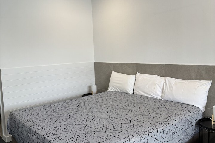 Room 19 of 49