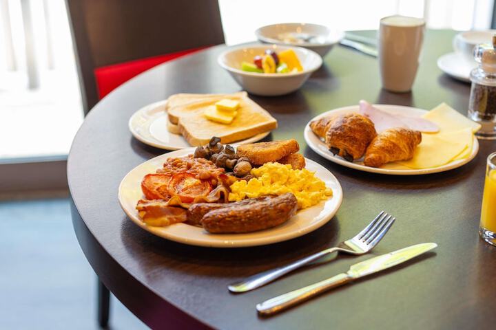 Breakfast/Coffee Service 28 of 75