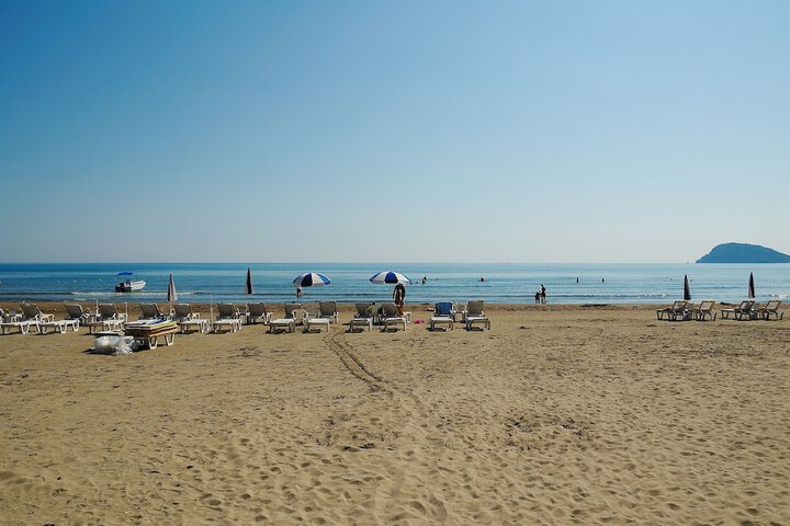 Beach 31 of 38