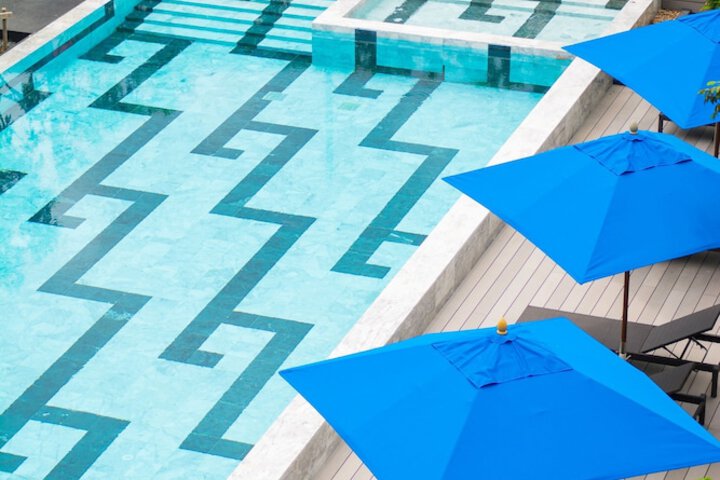 Pool 70 of 144
