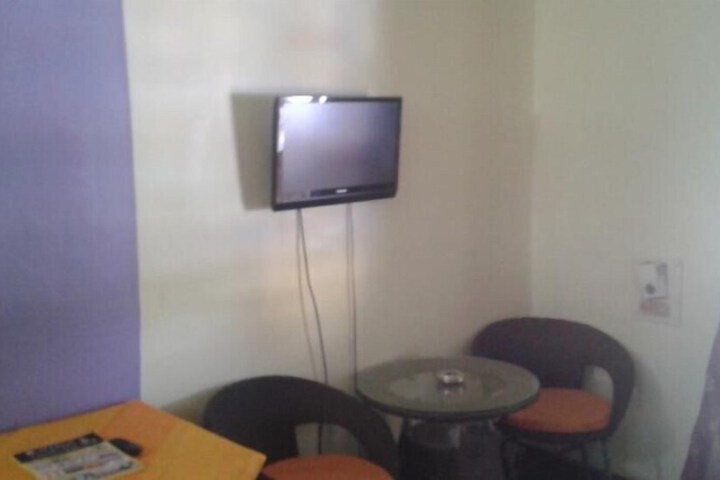 Room 20 of 33