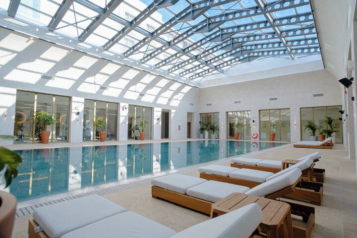 Pool 57 of 95