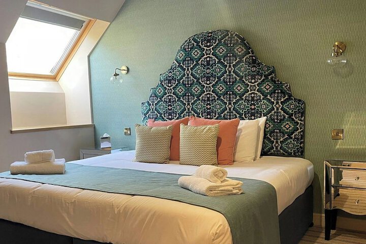 Room 46 of 153