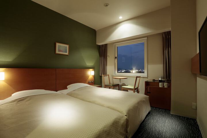 Room 22 of 50