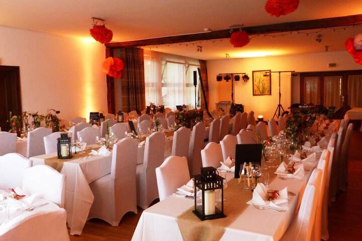 Ballroom/Hall 56 of 66