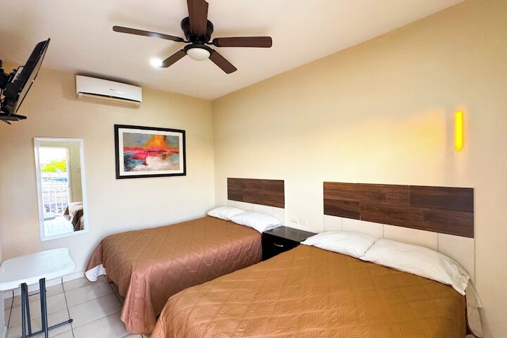 Room 26 of 72