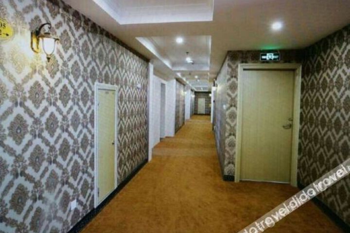 Hotel Interior 13 of 23