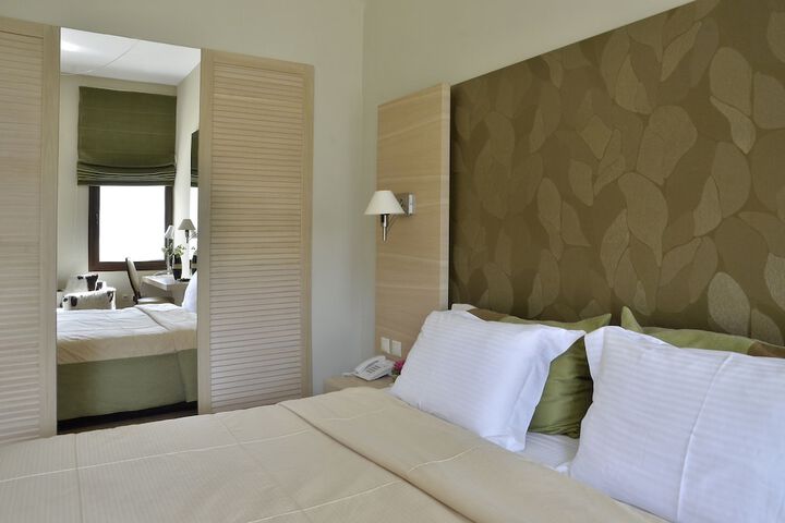 Room 36 of 130