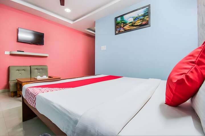 Room 16 of 26