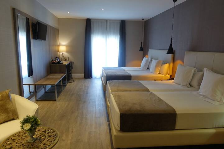 Room 3 of 51
