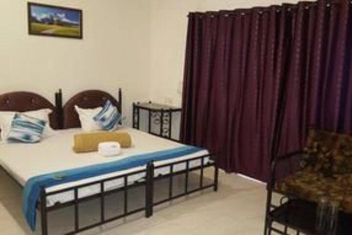 Room 14 of 24