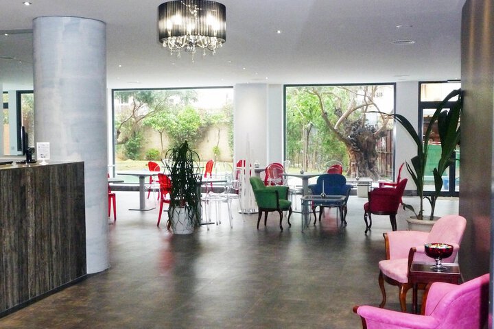 Hotel Lobby